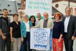  Aschaffenburg hisst Flagge gegen Atomwaffen