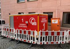  Das mobile Notstromaggregat versorgt das Aschaffenburger Rathaus im Notfall mit Strom 