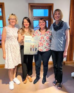Bildunterschrift (v.l.n.r.): Referentin Dr. Birgit Happel, Gleichstellungsbeauftragte Caroline Ruck, Geschäftsstellenleiterin Monika Gabel und Susanne Hembt aus dem Gesundheitsam