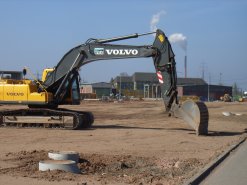 Bagger auf einer Baustelle