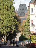 Blick auf Schloss mit Bergfried aus der Pfaffengasse  