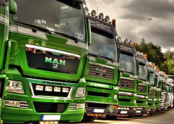 Lastkraftwagen