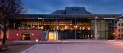 Front des Stadttheaters, Foto: Nikolai Nowitzki