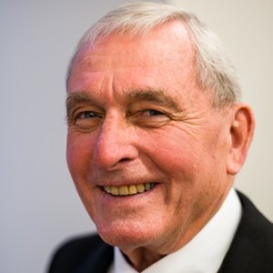 Bild vergr&ouml;&szlig;ern: Günter Dehn