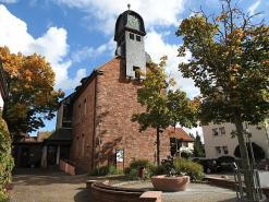 Die "Alte Schule"/ das Bürgerhaus in Leider.
