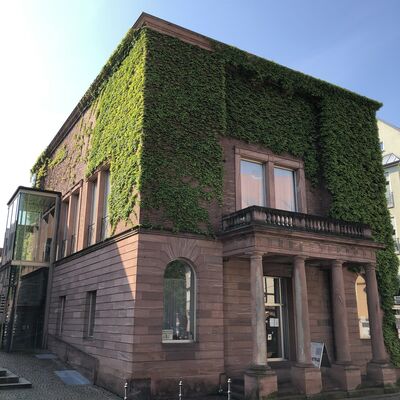 Sitzungssaalgebäude