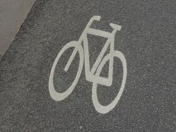 Fahrradsymbol auf Radweg