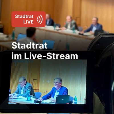 Stadtratssitzung im Sitzungssaal, Hinweis auf den Live-Stream