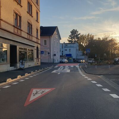 61_Rad_Neuigkeiten_2025-11-06Neumarkierung-Brentanoachse_Bereich-Lamprechtstr