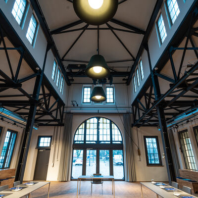 Bayernhafen Aschaffenburg, Kranhalle