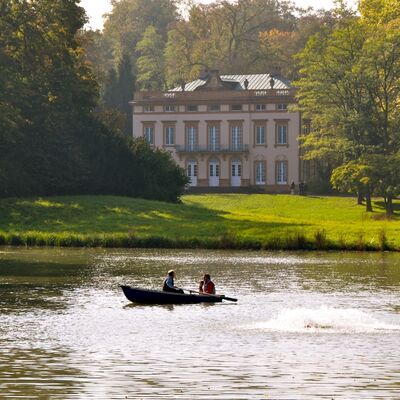 Bild vergr&ouml;&szlig;ern: Schloss Schönbusch