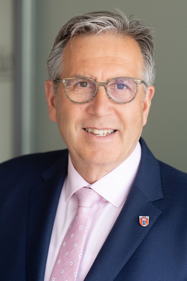 Bild vergr&ouml;&szlig;ern: Oberbürgermeister Jürgen Herzing